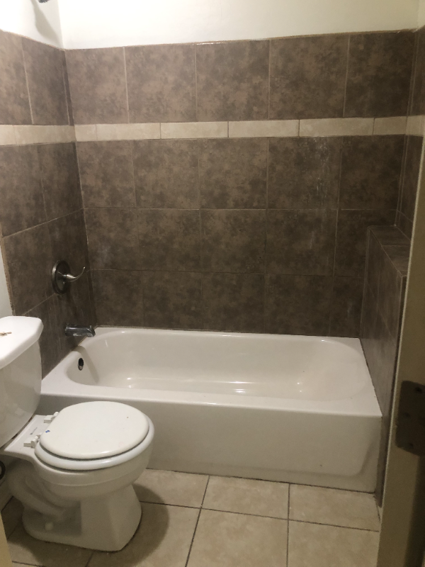 10202 N 9th Ave #5 - Photo 4 of 11