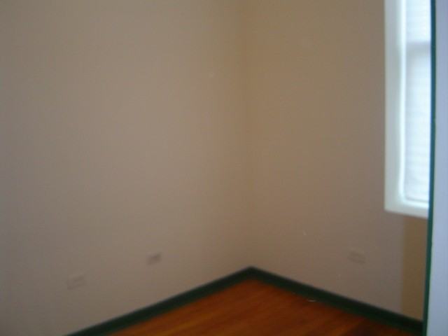 1131 W 18th St - Photo 7 of 10