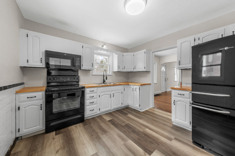 2329 Brown Rd - Photo 3 of 19