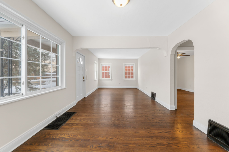 2329 Brown Rd - Photo 4 of 19