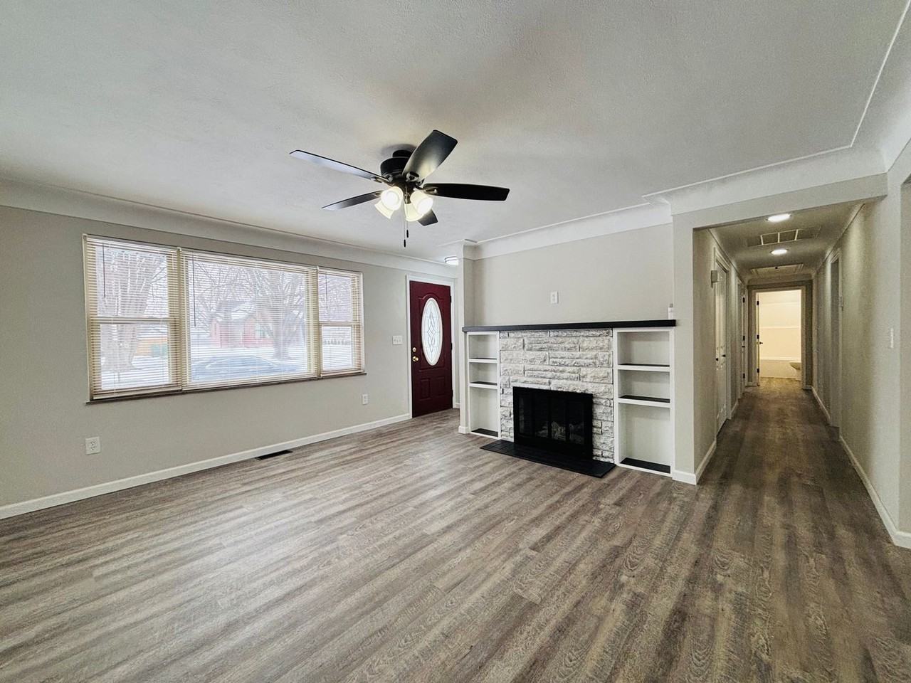 501 S Walnut St - Photo 5 of 27