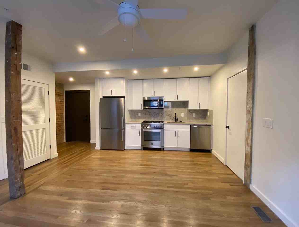 Highland Oaks - Photo 6 of 50