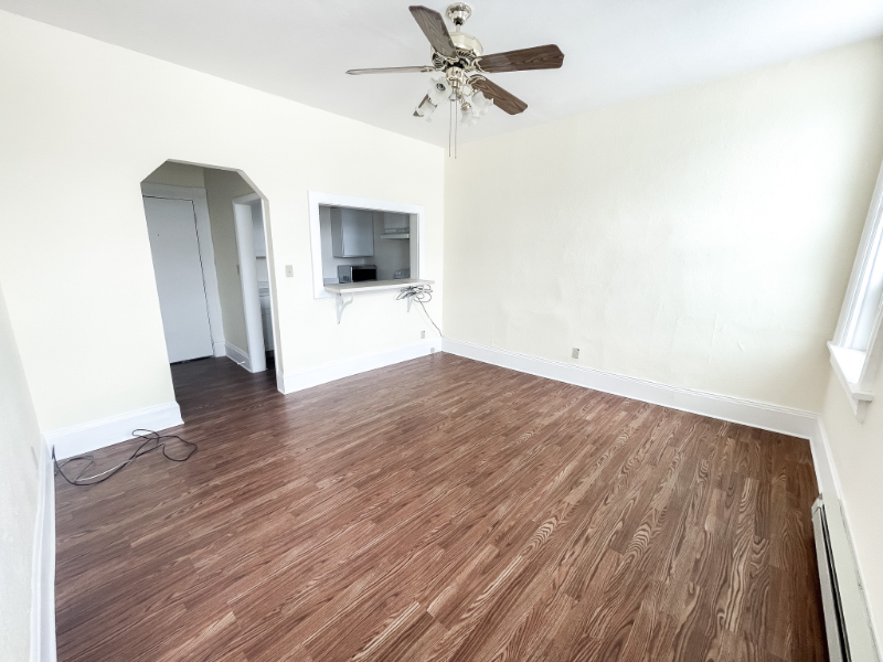 405 Morgan St #5 - Photo 2 of 9