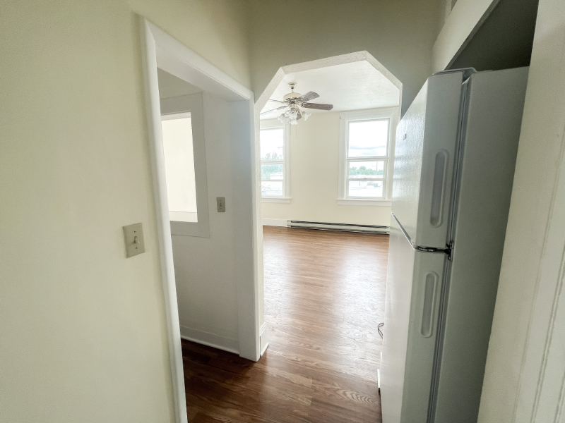 405 Morgan St #5 - Photo 6 of 9