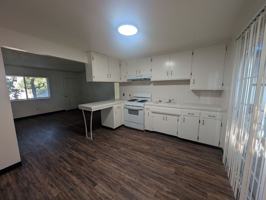 featured image of 895 Park St