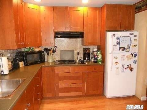 19 Woodcrest Dr - Photo 2 of 9