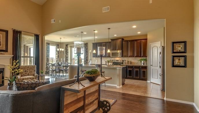 917 Swan Ridge Dr - Photo 3 of 15