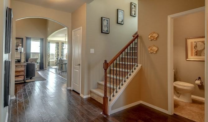 917 Swan Ridge Dr - Photo 5 of 15