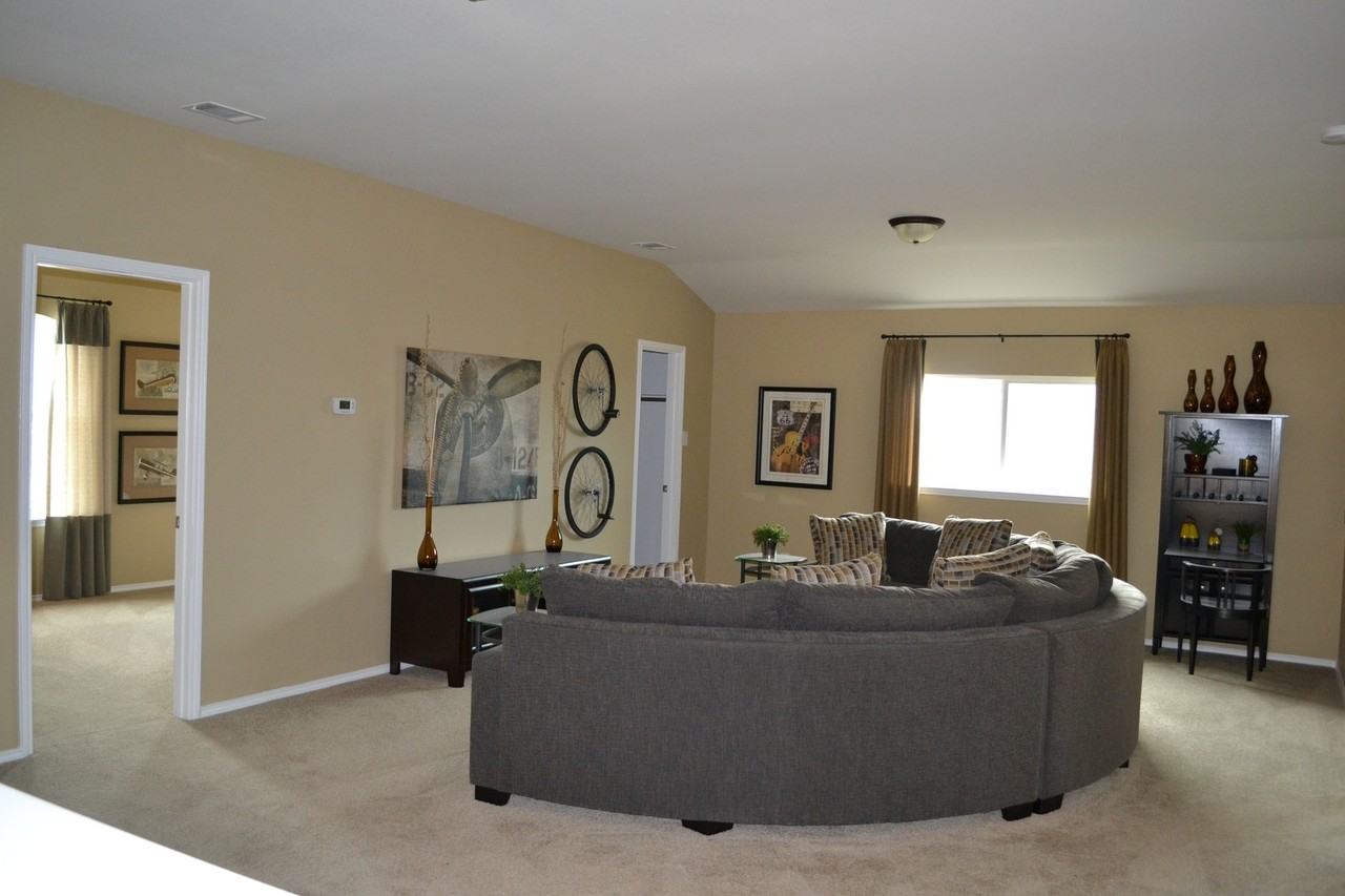 917 Swan Ridge Dr - Photo 6 of 15