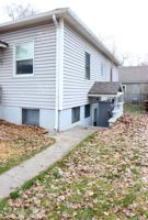 featured image of 216 E Myrtle St