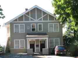 featured image of 605 N Garden St