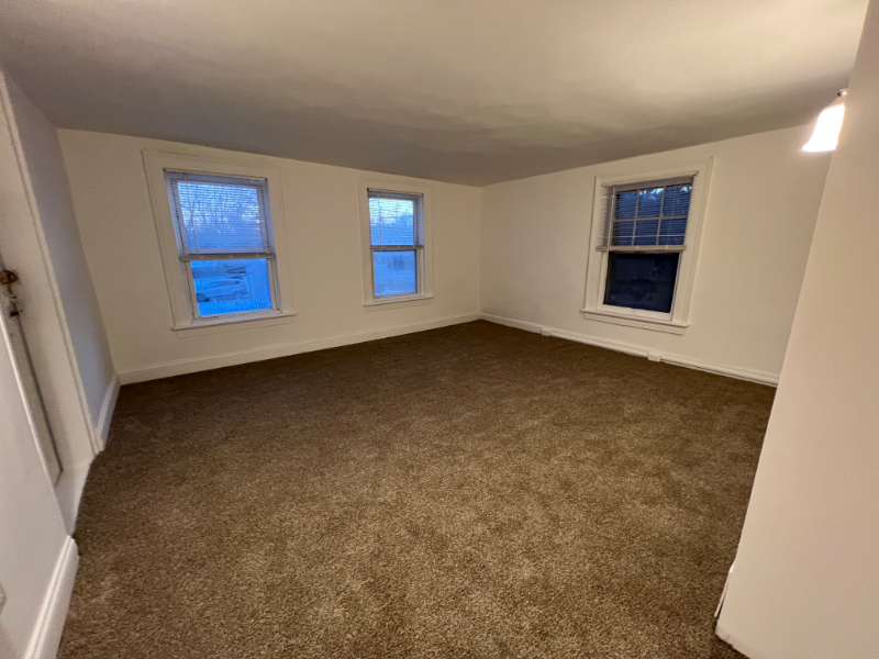 25 13th St #1W - Photo 2 of 16