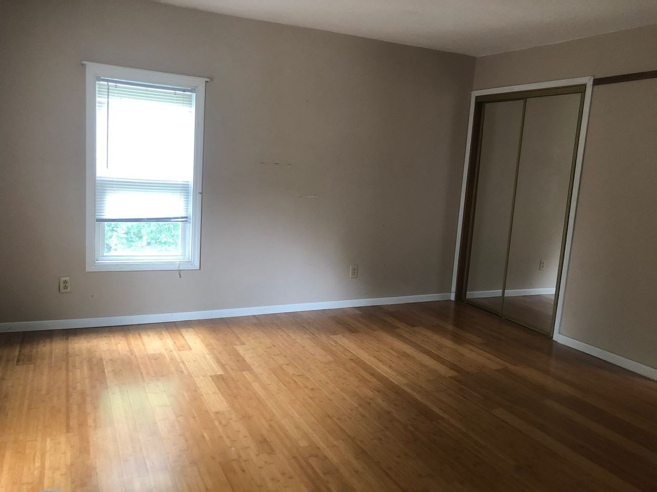 4478 Mechanicsburg Rd - Photo 5 of 18