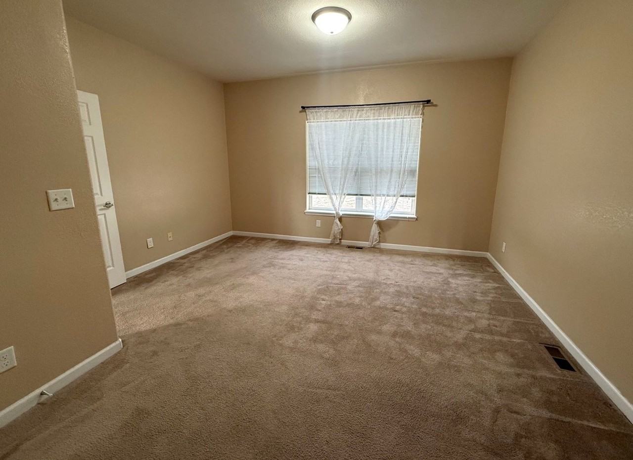 6392 Squash Blossom Rd - Photo 7 of 19