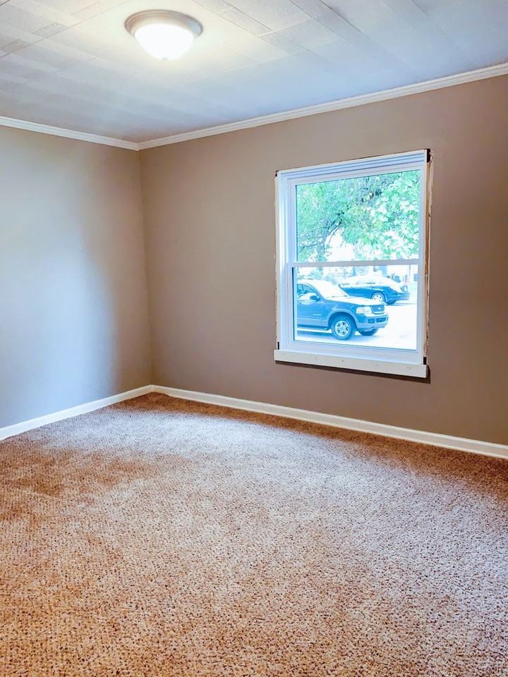 1672 E Weber Rd - Photo 4 of 10