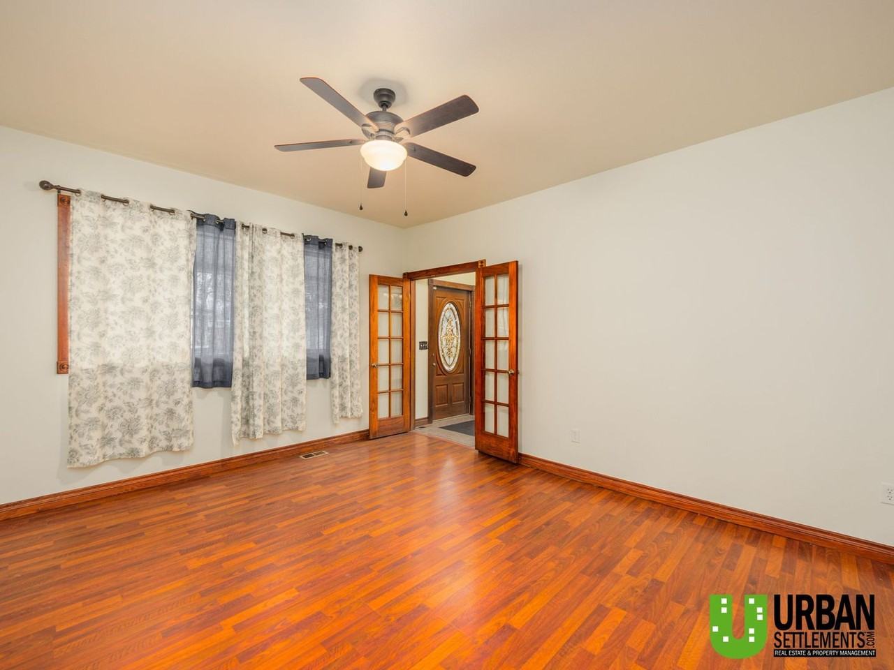 1511 W Gardner Ave - Photo 3 of 28