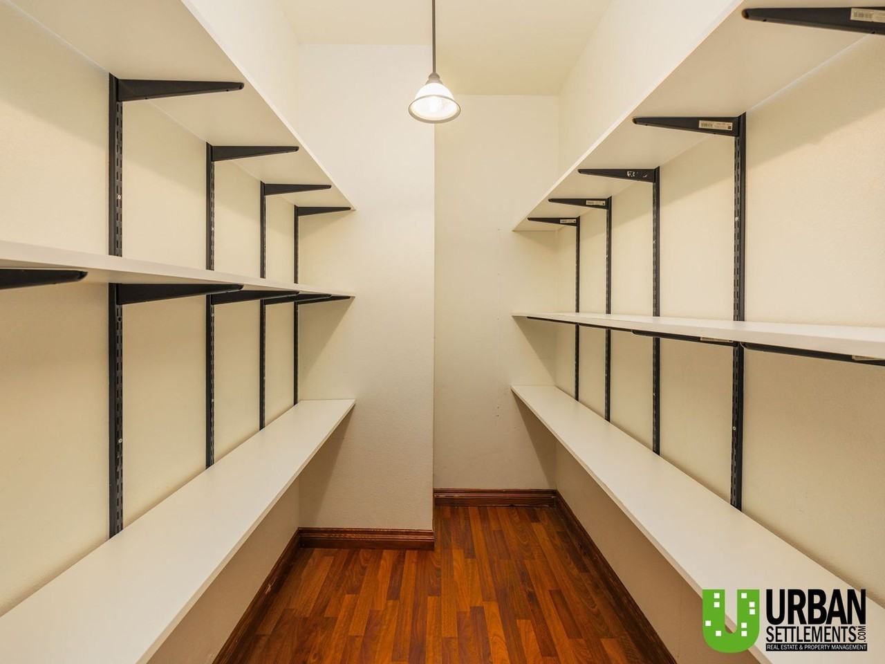 1511 W Gardner Ave - Photo 7 of 28