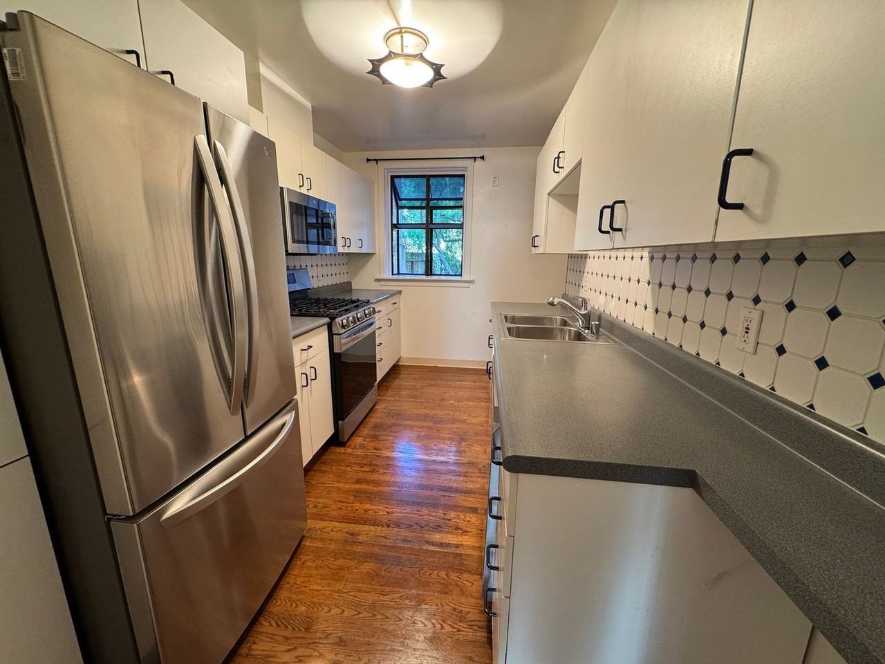 463 31st Ave - Photo 7 of 25