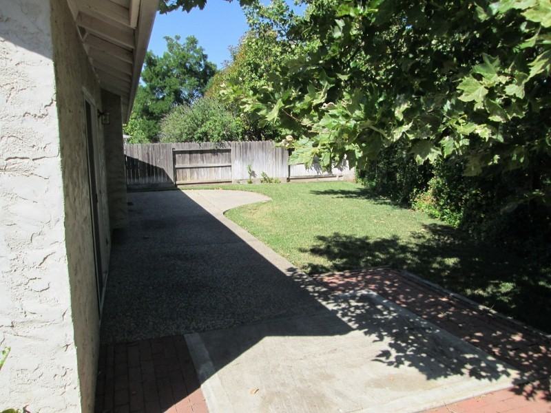 240 Windrose Ct - Photo 7 of 8