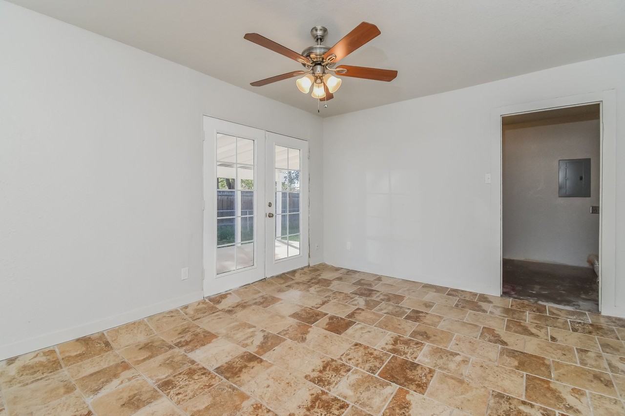 4261 Deerfield Hills Rd - Photo 3 of 21