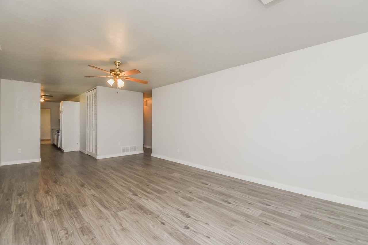 4261 Deerfield Hills Rd - Photo 4 of 21