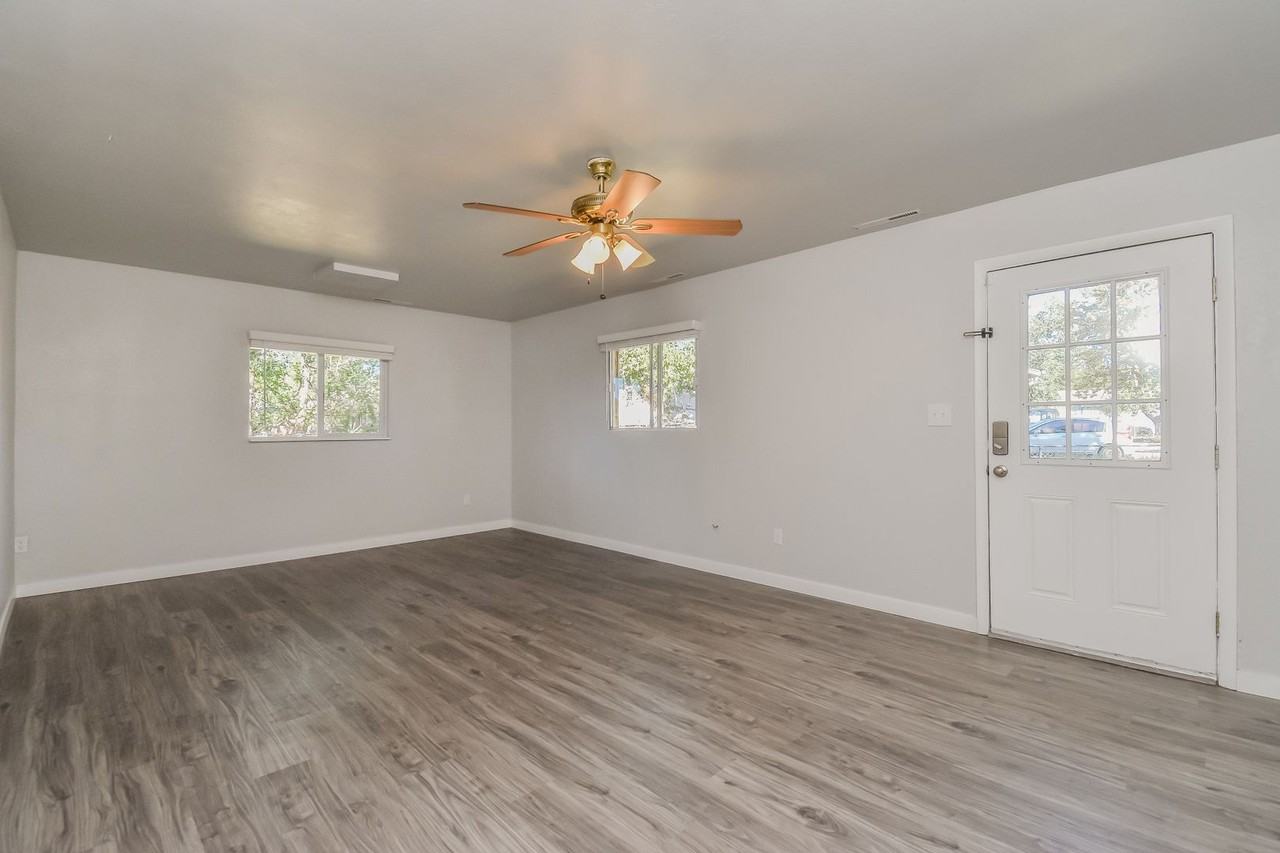 4261 Deerfield Hills Rd - Photo 5 of 21