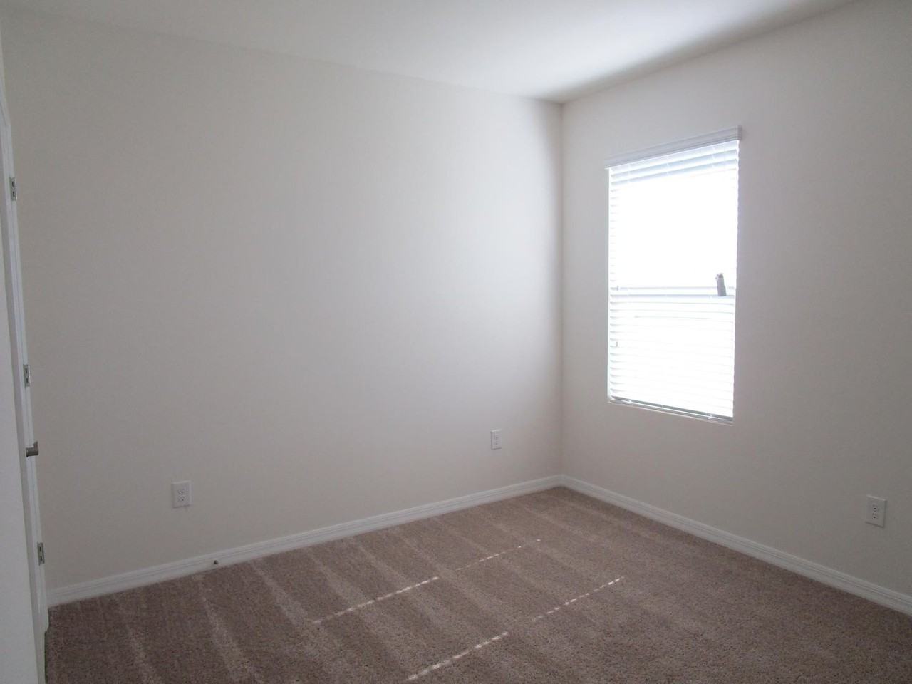 913 Sw 10th Pl - Photo 6 of 20