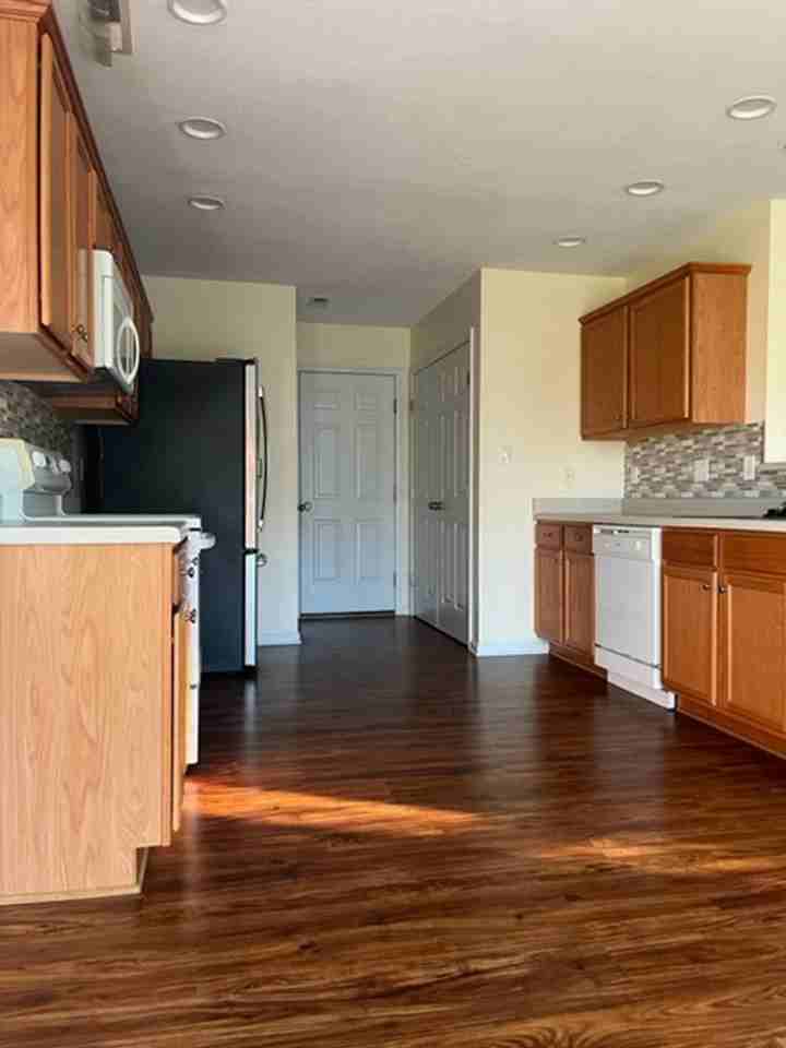 151 Macdonald Blvd - Photo 5 of 23