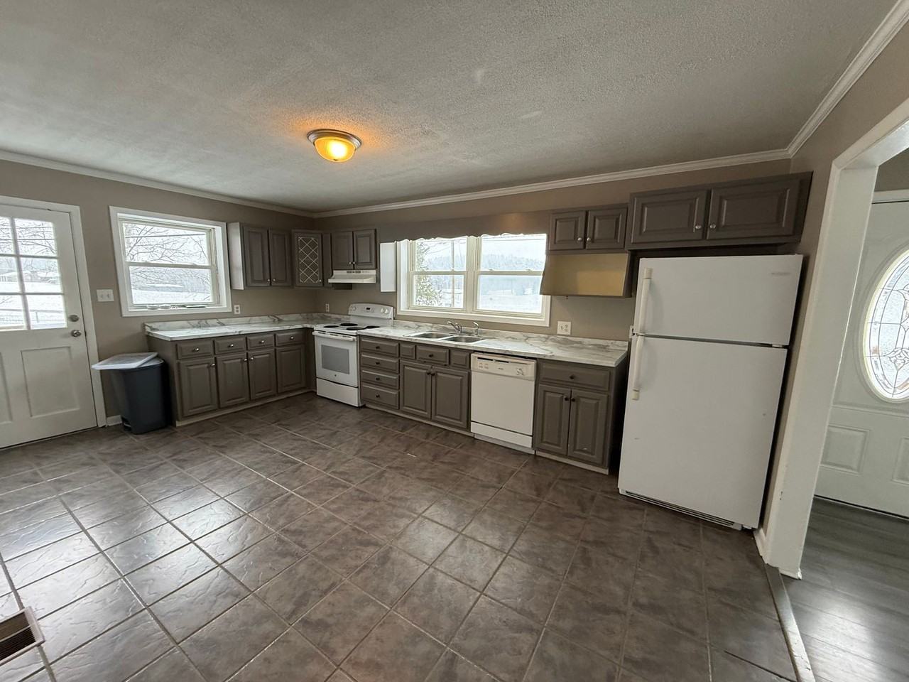 230 Preacher Laws Rd - Photo 6 of 21