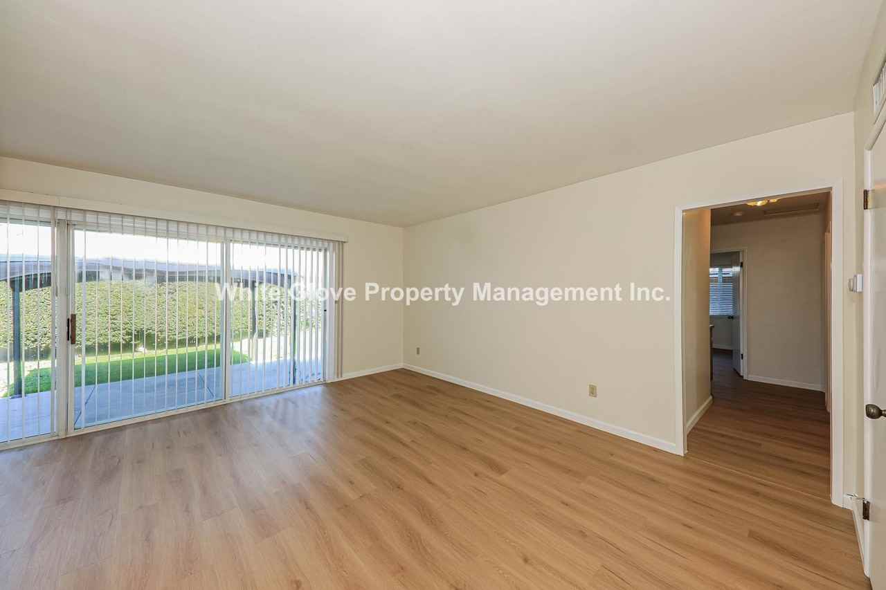 1537 W Olive Ave - Photo 3 of 16