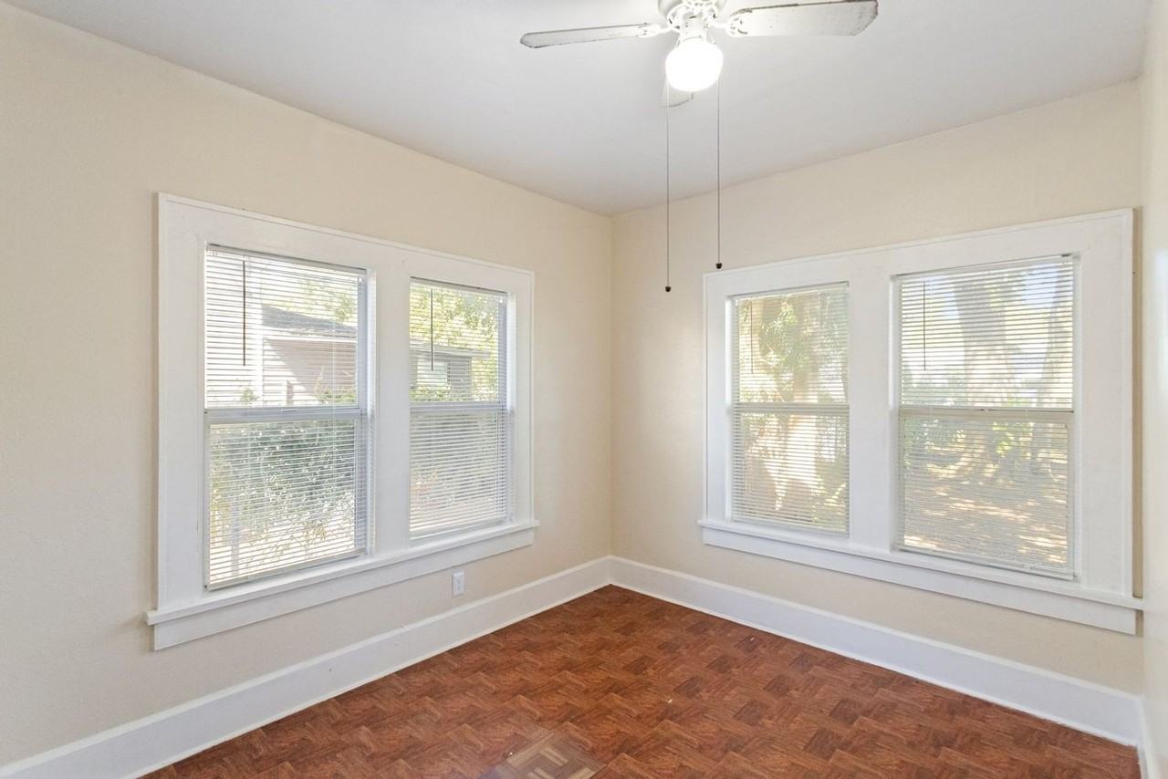 927 9th Ave S - Photo 2 of 30