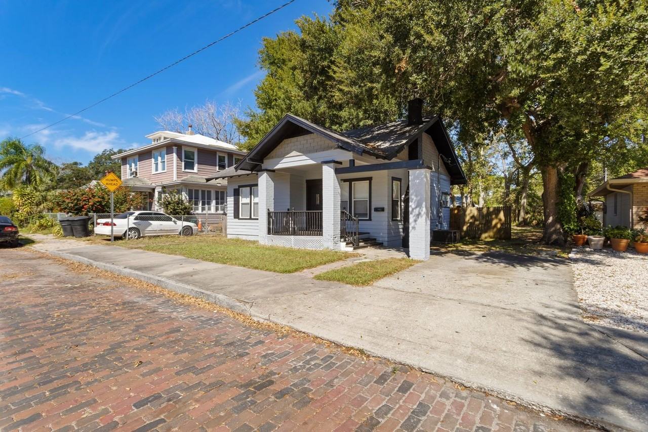 927 9th Ave S - Photo 5 of 30