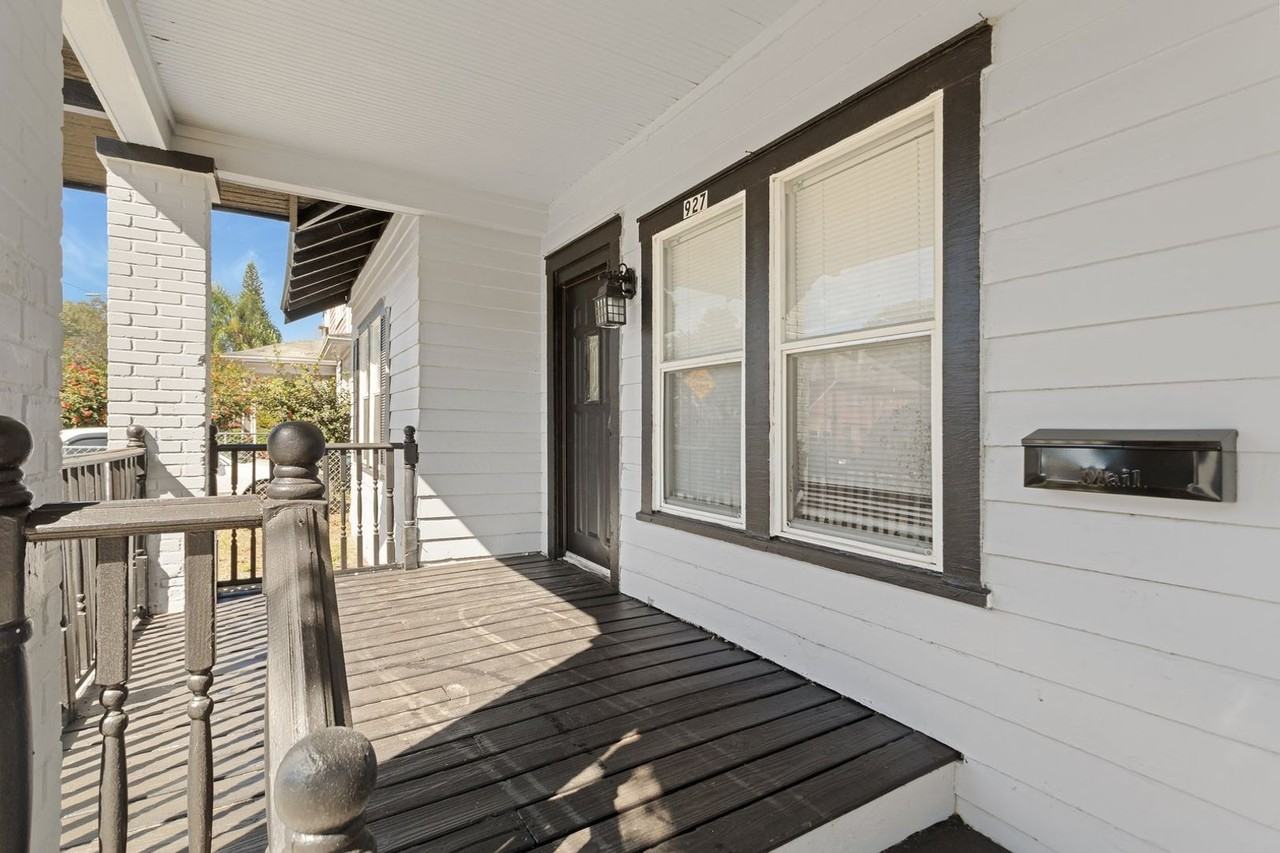 927 9th Ave S - Photo 7 of 30