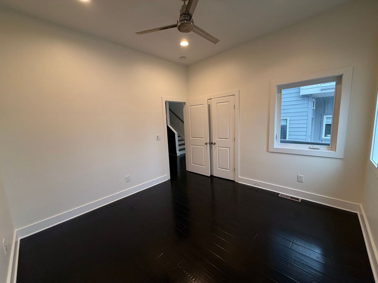 2164 Byrum Ave - Photo 6 of 29