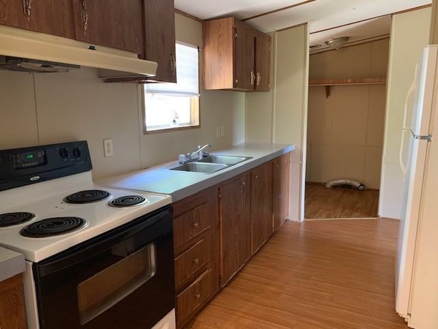 4274 Bent Tree Dr - Photo 3 of 9