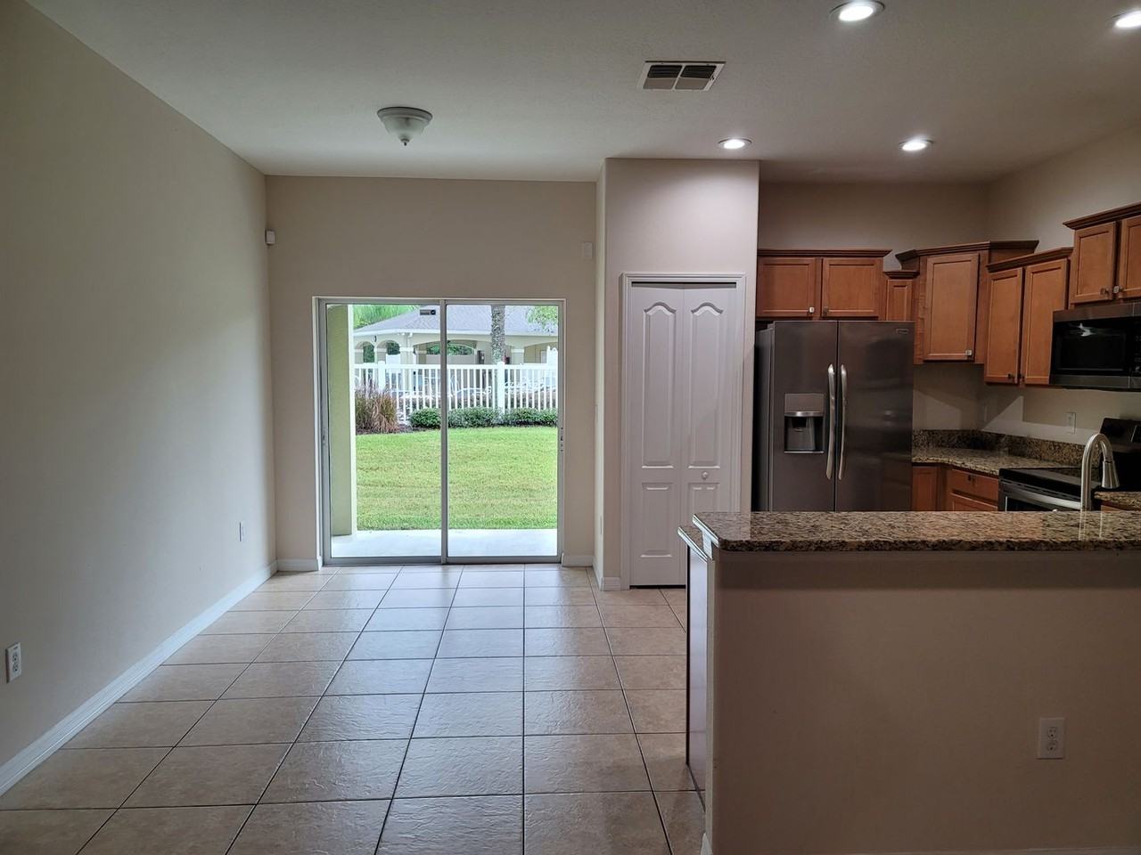 20403 Berrywood Ln - Photo 3 of 24