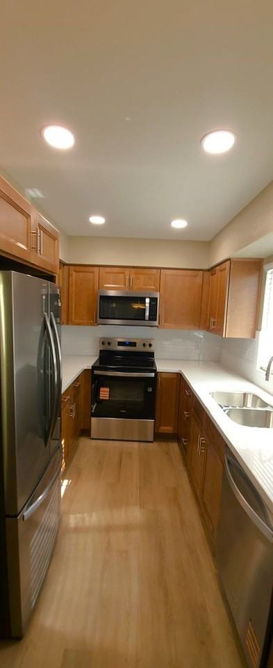 2606 E Orange St - Photo 3 of 12