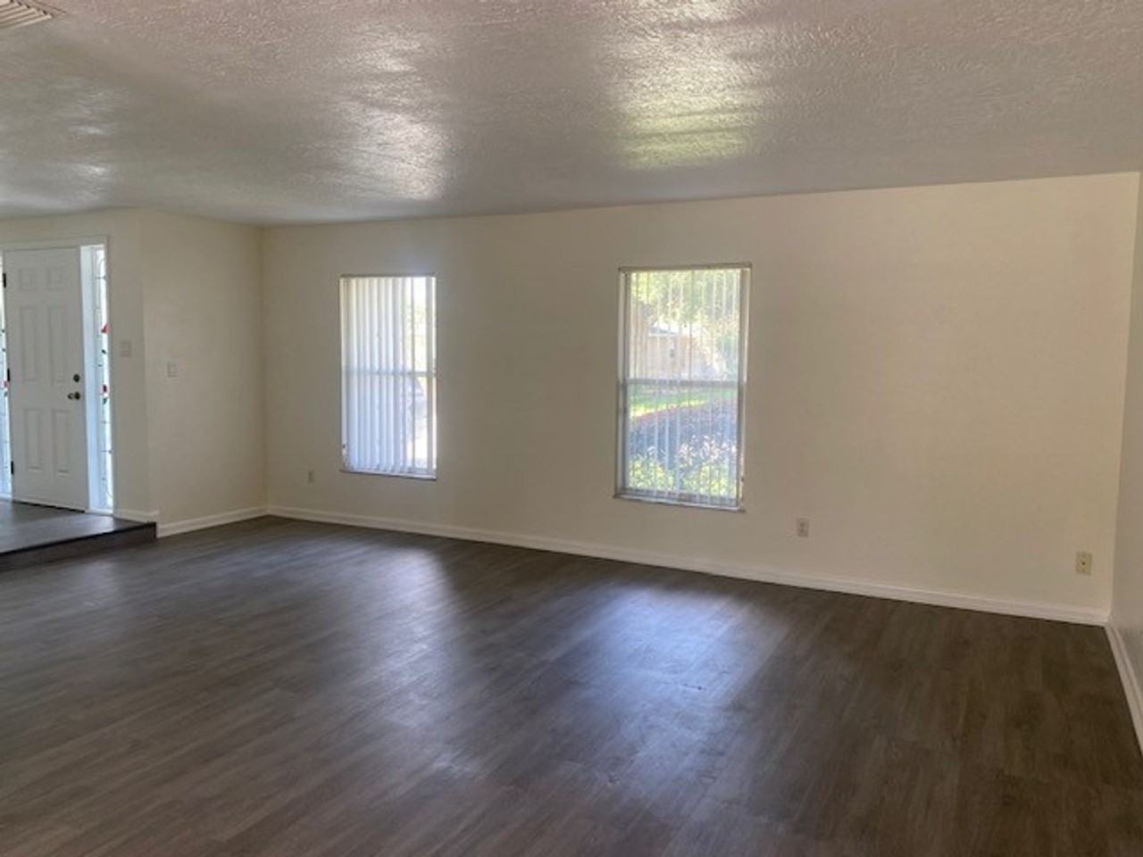 2114 Winnebago Trl - Photo 3 of 22