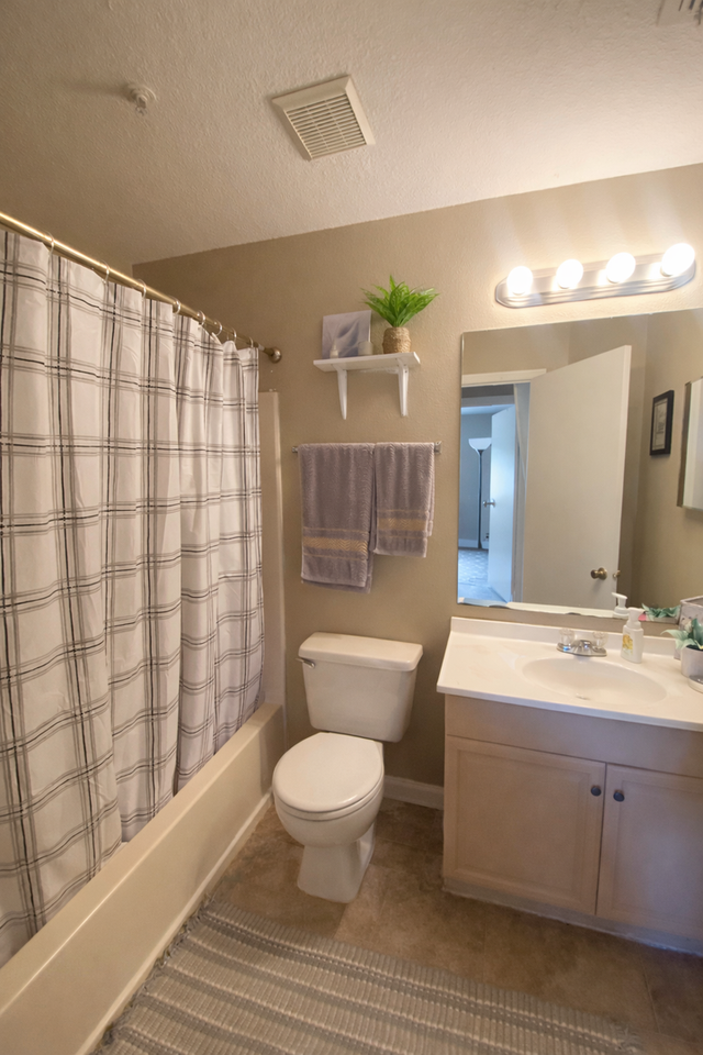 168 Reserve Cir #200 - Photo 7 of 10