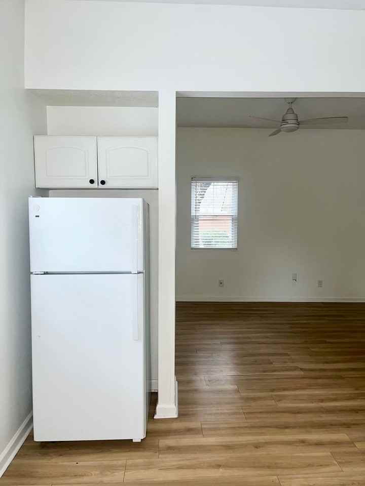 7516 Johnny Mercer Blvd - Photo 4 of 14