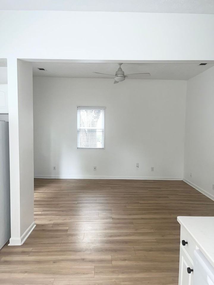 7516 Johnny Mercer Blvd - Photo 5 of 14