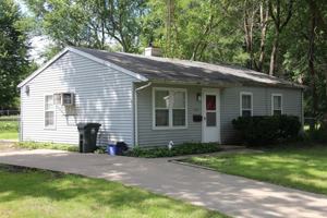 featured image of 2113 Hollywood Blvd