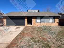 featured image of 1013 W Gladys Way