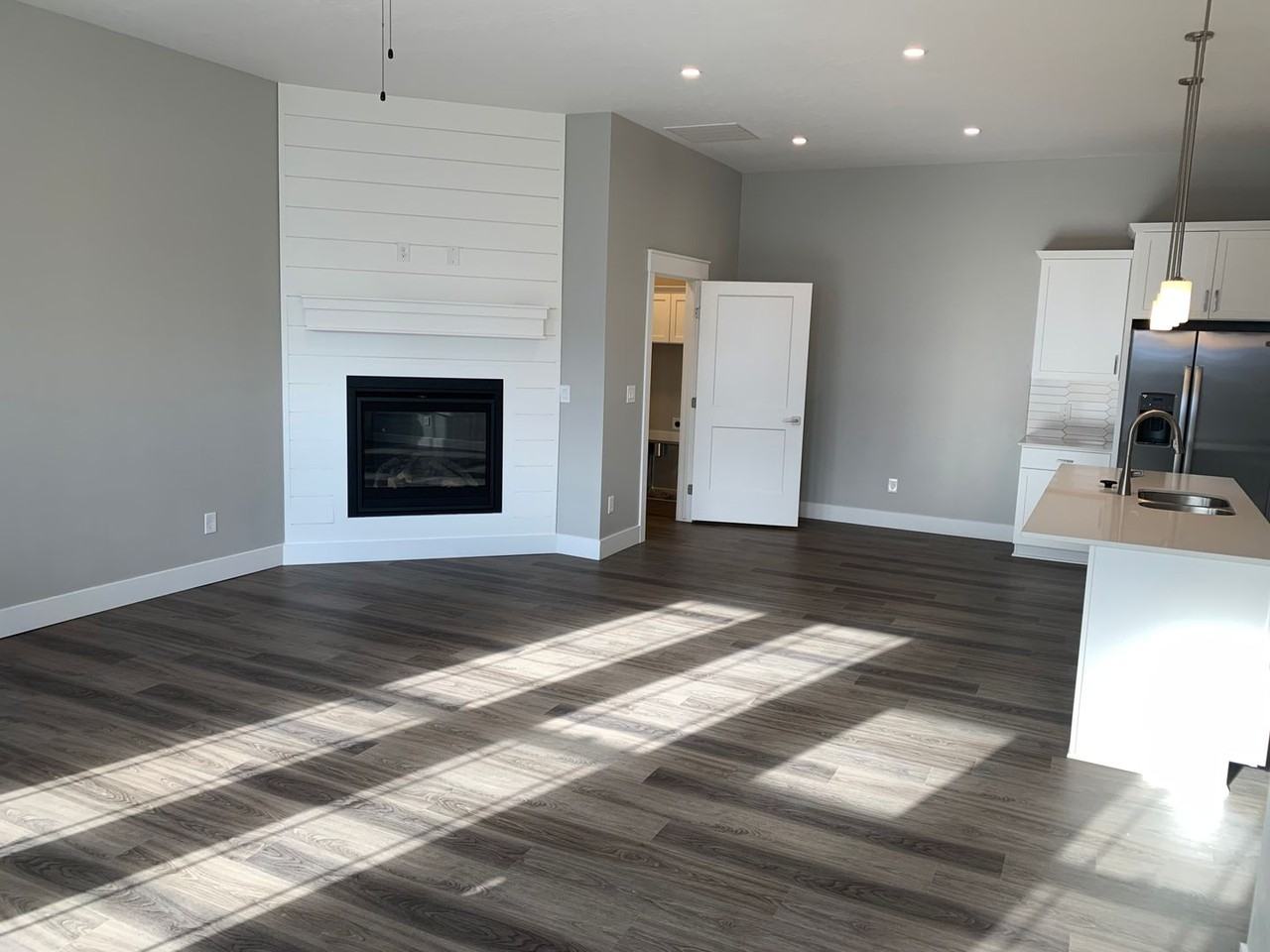 12450 W Nabesna St - Photo 7 of 17