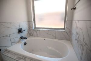 featured image of 1621 Ne 33rd St