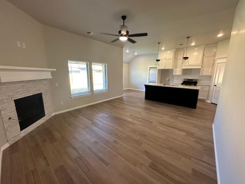 1621 Ne 33rd St - Photo 7 of 20