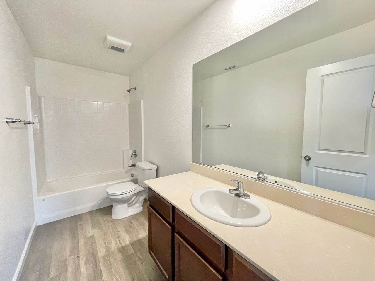 611 Fallon Station Rd - Photo 5 of 10