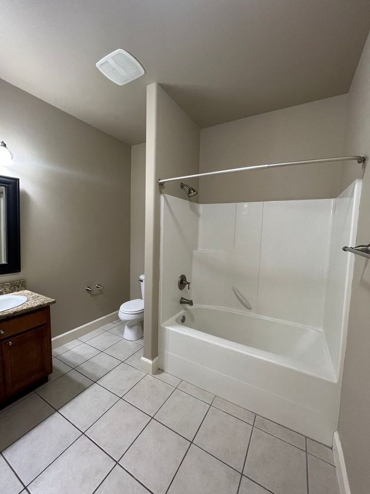 8707 Maclaren Ave - Photo 5 of 15