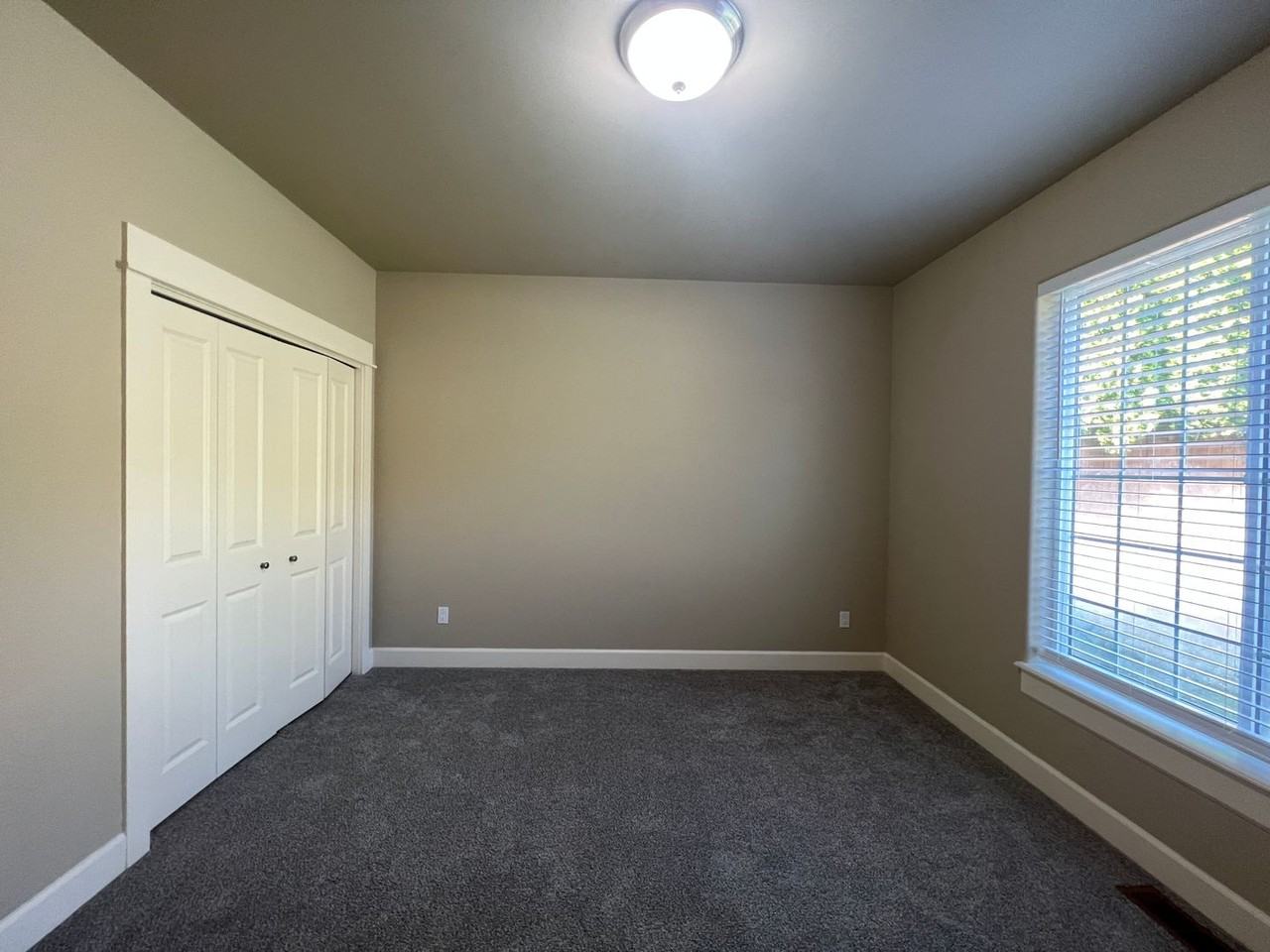 8707 Maclaren Ave - Photo 7 of 15