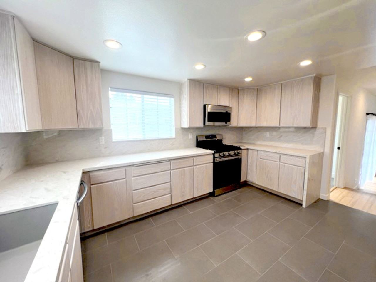 1703 Rindge Ln #A - Photo 4 of 16